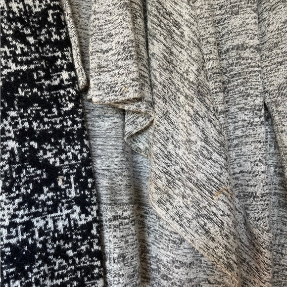 Sweater Cardigan Lot Bundle - Picture 5 of 8